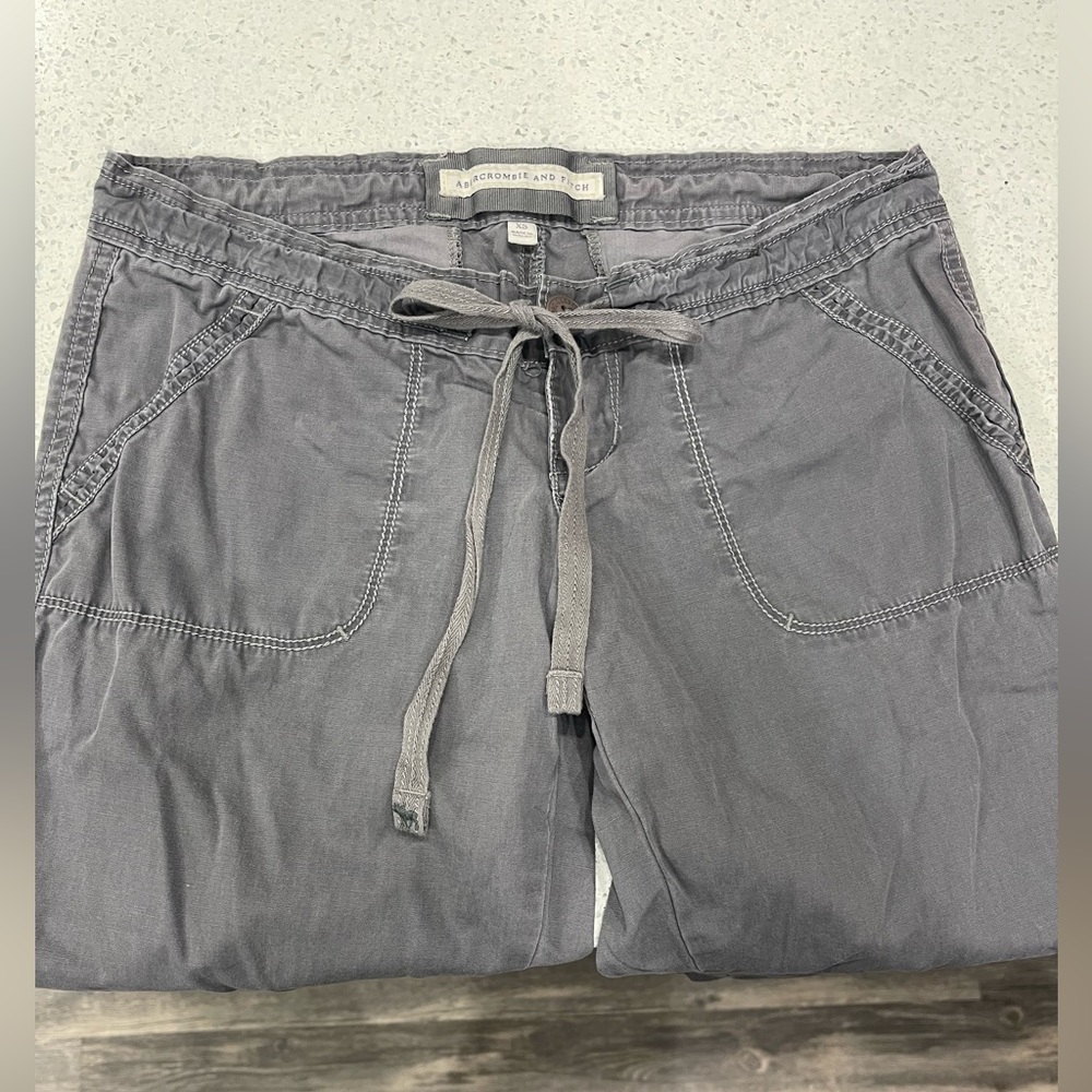 Abercrombie & Fitch Woman’s Pants EC - Picture 2 of 4